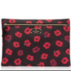 Kate Spade Wilson Road Mini Poppy Large Drewe Bag Clutch Pouch Case.